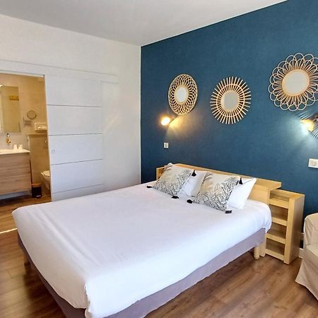 Logis Hotel Le Cerf Бриар Екстериор снимка