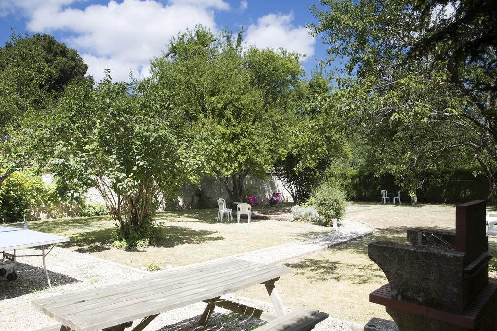 Logis Hotel Le Cerf Бриар Екстериор снимка